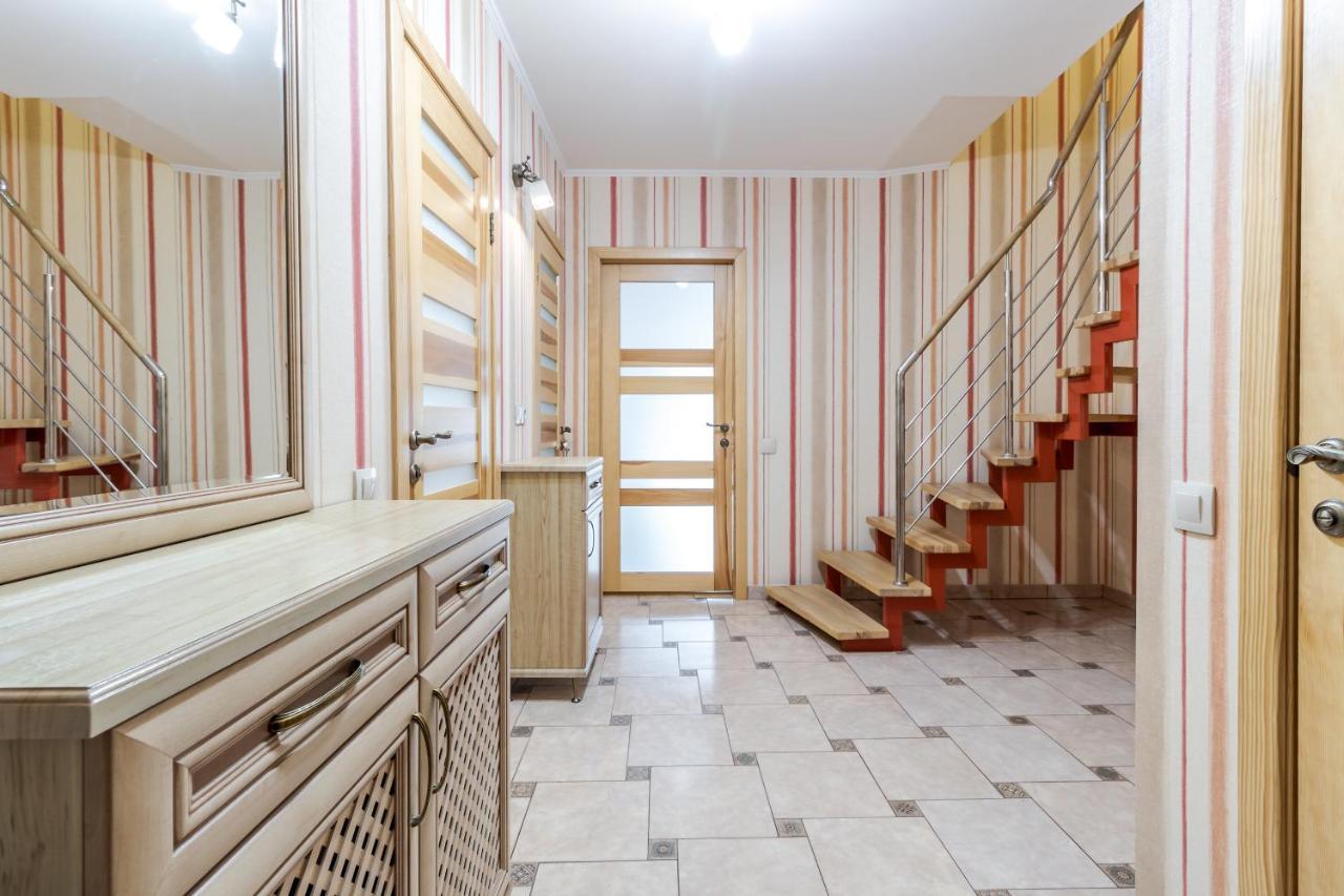 Grand Apartments On Rynok Square Lviv Extérieur photo