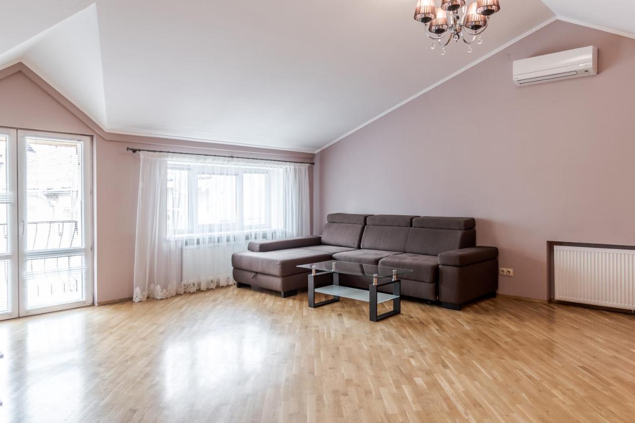 Grand Apartments On Rynok Square Lviv Extérieur photo