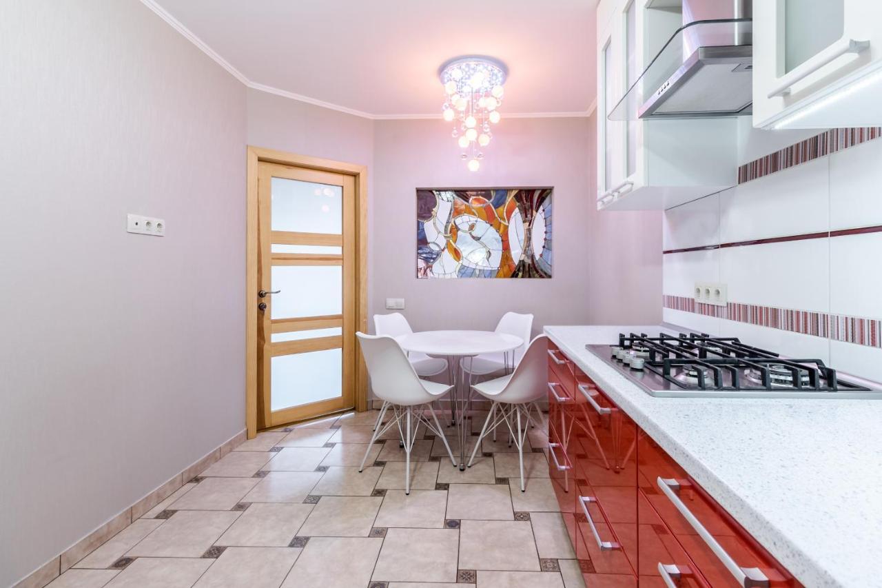 Grand Apartments On Rynok Square Lviv Extérieur photo